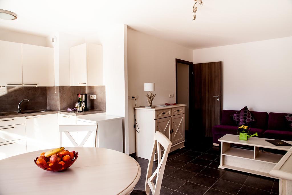 ריביווילה Hotel Le Menestrel חדר תמונה